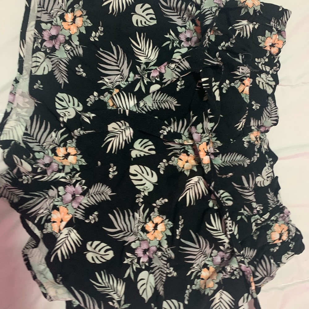 Black flowy shorts